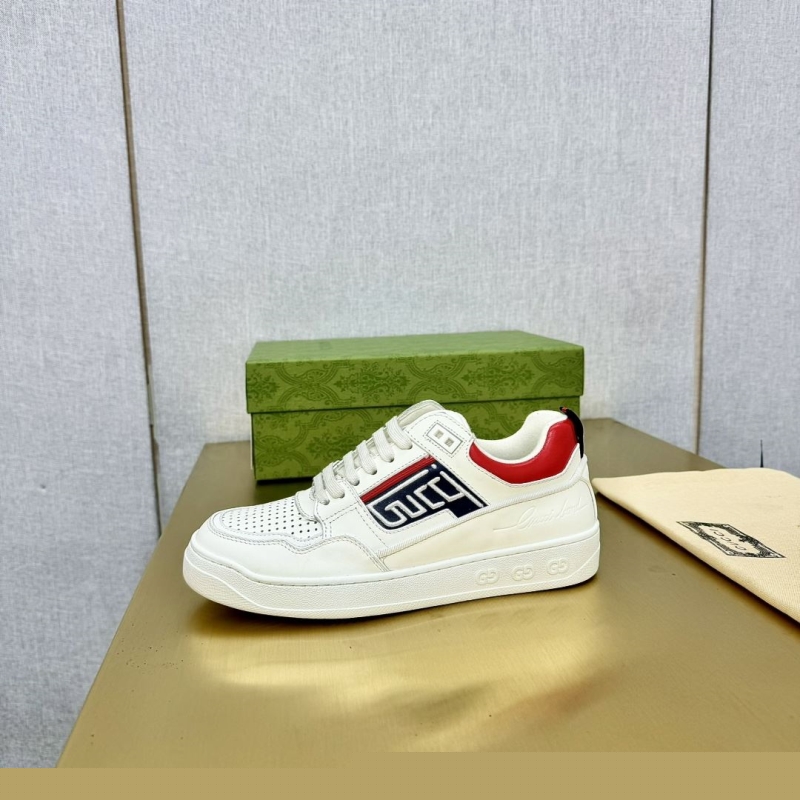 G*u*i casual shoes